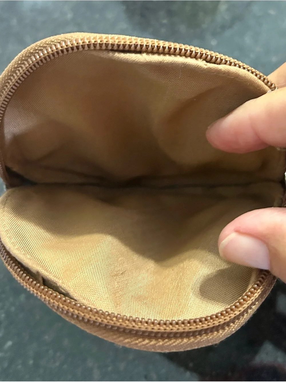 Round Cowhide coin Bag in Brown and White